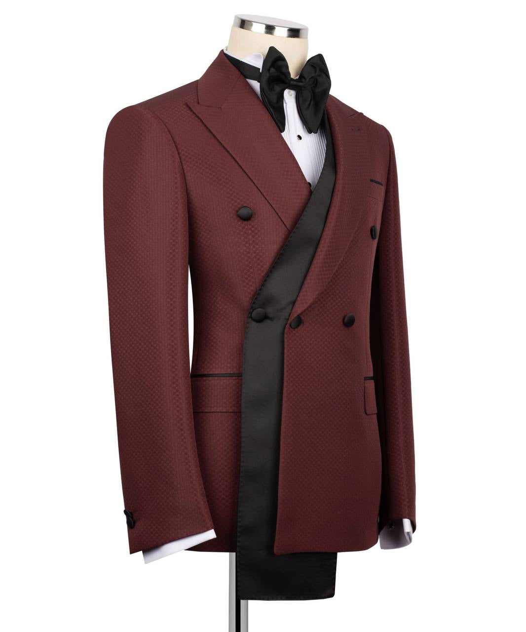 Burgundy double-breasted GEEMAN tuxedo angled view